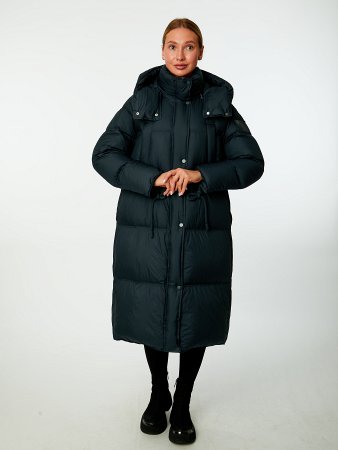 Удлиненный пуховик с капюшоном