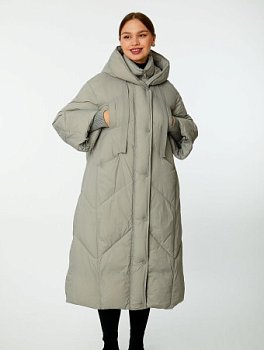Пуховик женский удлинённый с капюшоном