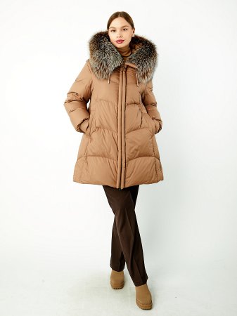 Пуховик с капюшоном и отделкой мехом лисицы