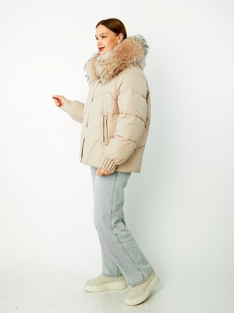 Пуховик женский укороченный с мехом