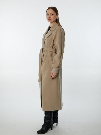 Классическое пальто с английским воротником и поясом