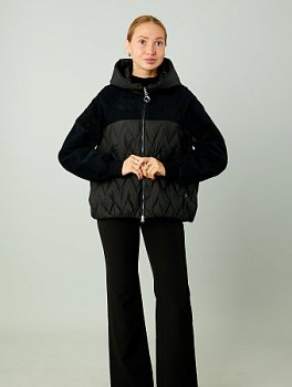 Куртка женская с капюшоном укороченная