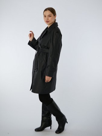 Легкий плащ с английским воротником