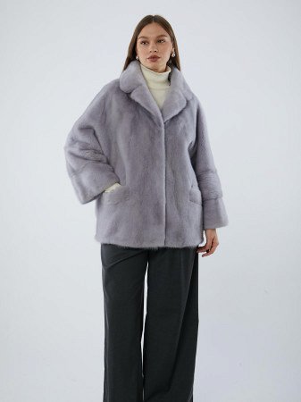 Укороченная шуба из меха норки с английским воротником