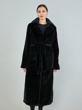 Шуба из норки с английским воротником
