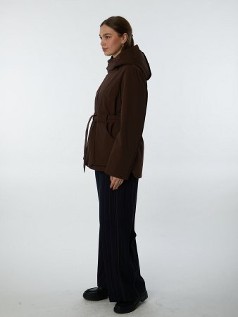 Демисезонная куртка с поясом