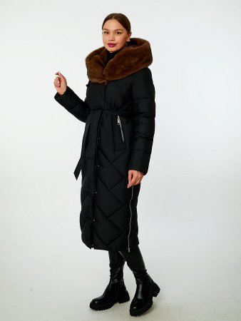 Пуховик удлинённый с капюшоном