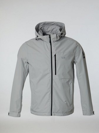 Ветровка с капюшоном