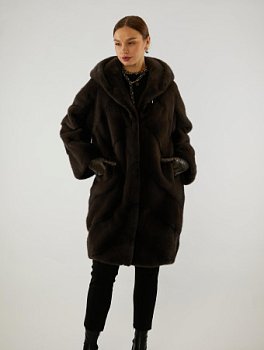 Норковая шуба с капюшоном