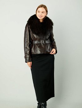 Стильная куртка из натуральной кожи