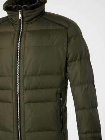 Укороченный мужской  пуховик