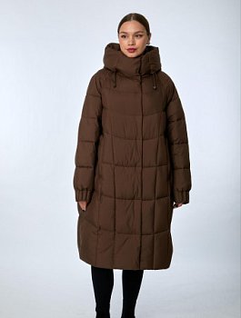 Пуховик женский удлинённый с капюшоном