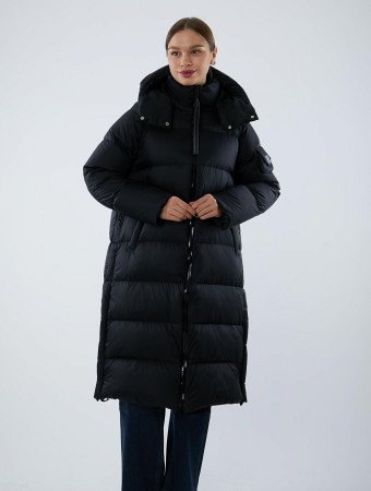 Удлиненный пуховик с капюшоном