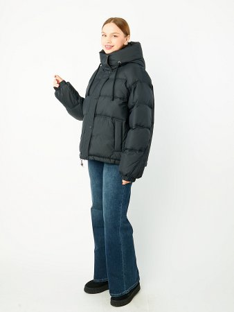Пуховик женский укороченный с капюшоном