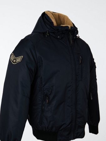 Пуховик мужской укороченный