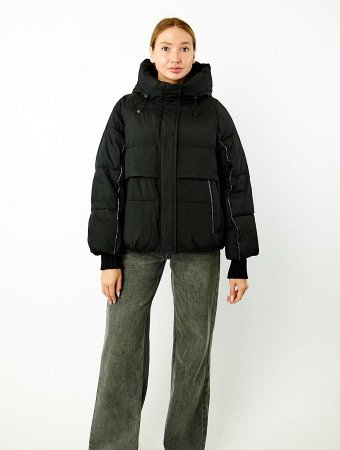Пуховик женский стёганый с капюшоном