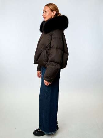 Укороченный пуховик с капюшоном