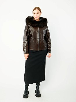 Укороченная куртка из натуральной кожи с капюшоном и съёмным мехом лисицы