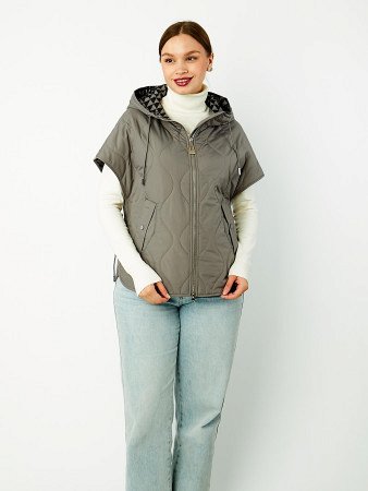 Жилет женский с капюшоном