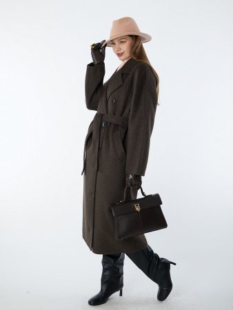 Длинное пальто с английским воротником