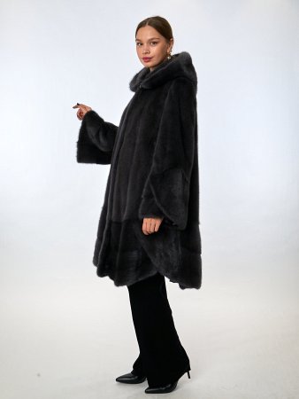 Шуба из меха норки с капюшоном