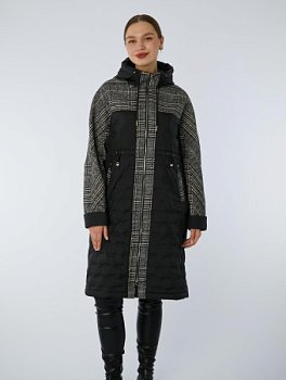 Полупальто женское комбинированное с капюшоном