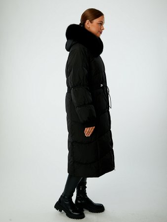 Пуховик женский удлинённый с капюшоном