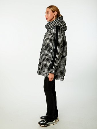 Пуховик женский стёганый с капюшоном