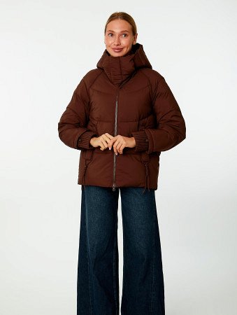Пуховик женский укороченный с капюшоном