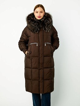 Пуховик удлинённый с капюшоном