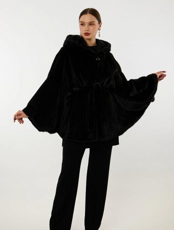 Укороченная шуба из меха норки с капюшоном
