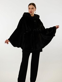 Укороченная шуба из меха норки с капюшоном