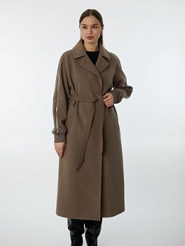 Классическое пальто с английским воротником и поясом