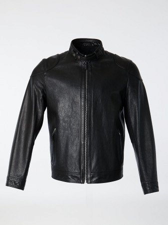 Стильная куртка из натуральной кожи