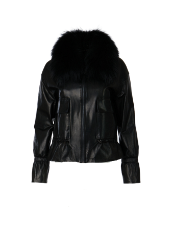 Стильная куртка из натуральной кожи