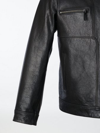 Куртка из натуральной кожи со съемным капюшоном