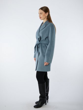 Пальто полушерстяное укороченное с английским воротником и поясом