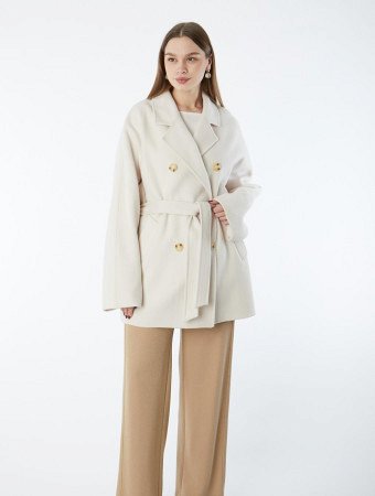 Укороченное пальто из высококачественной шерсти