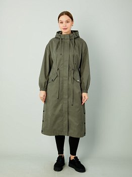 Плащ женский с капюшоном