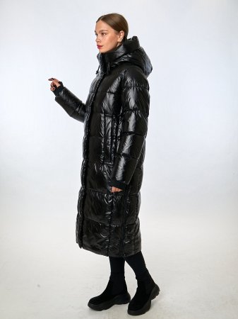 Пуховик женский удлинённый с капюшоном