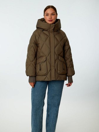Пуховик женский с капюшоном укороченный