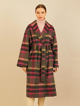 Удлиненное пальто с поясом