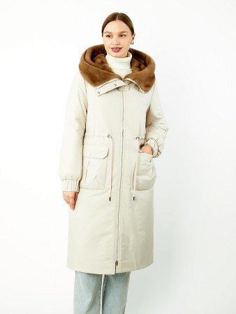 Парка с отделкой из эконорки