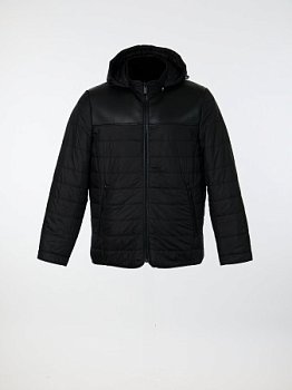 Пуховик мужской с капюшоном