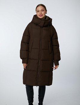 Пуховик женский с капюшоном