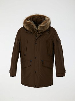 Удлиненный пуховик с капюшоном и отделкой енота