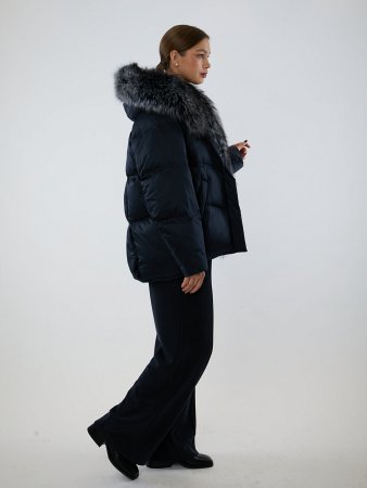 Парка с капюшоном