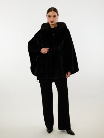 Укороченная шуба из меха норки с капюшоном