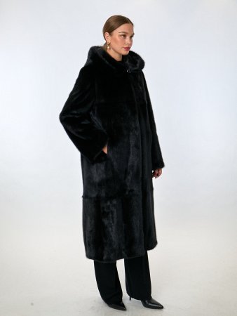 Длинная шуба из меха норки с капюшоном