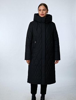 Пуховик женский удлинённый с капюшоном